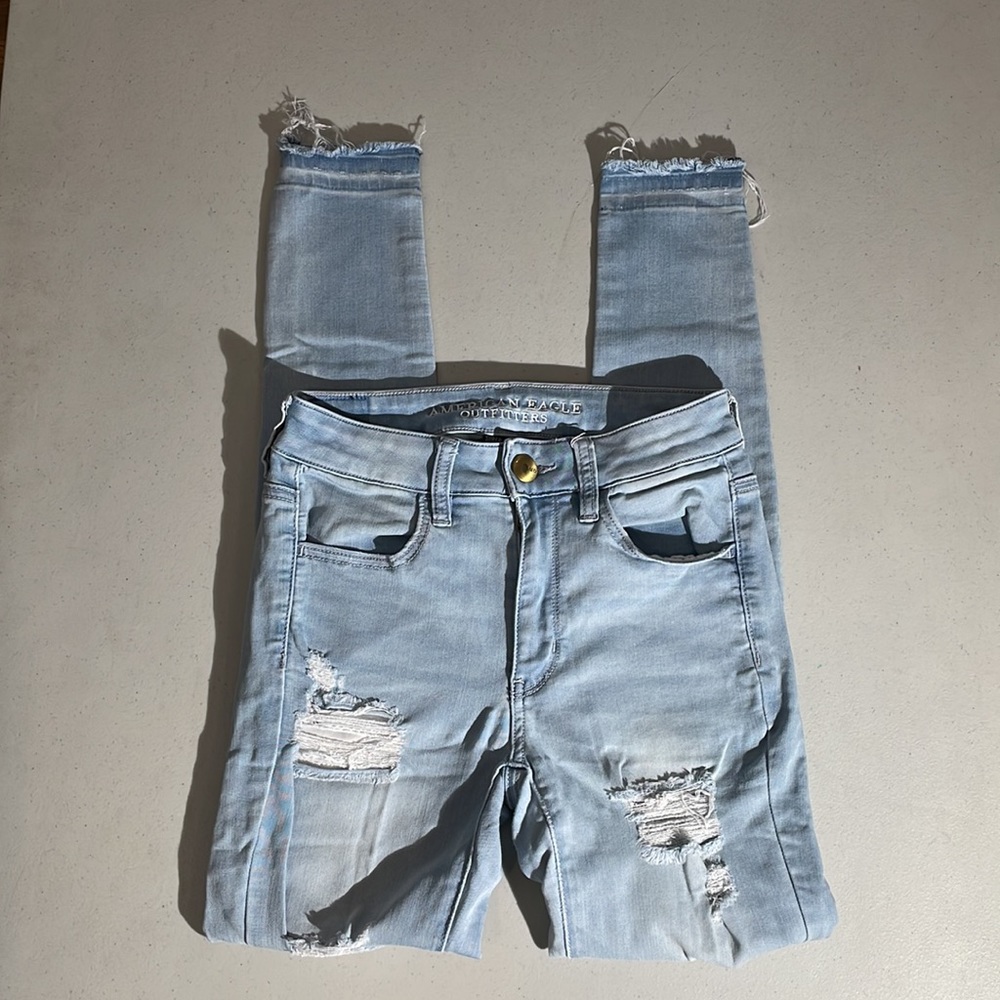 American Eagle Super Super Stretch Ripped Jeans - Picture 1 of 8
